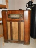 1930's Silvertone radio.