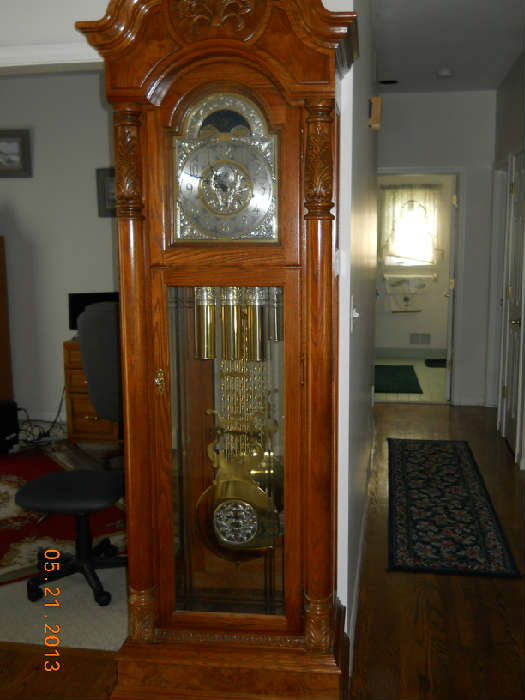 Beautiful Howard Miller Ambassador Collection Grandfather's clock.