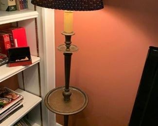 Vintage side table lamp $35