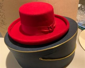 Red wool hat $15