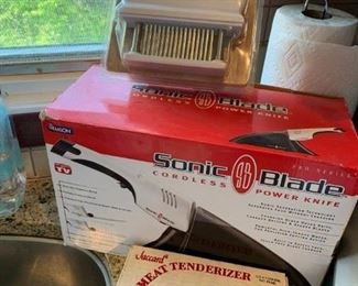Three kitchen items (paper towel dispenser not included) $10