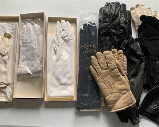 Lot of cloth and leather gloves $15