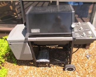 236  Weber grill (to hook up to natural gas pipe).  Not propane.  $5