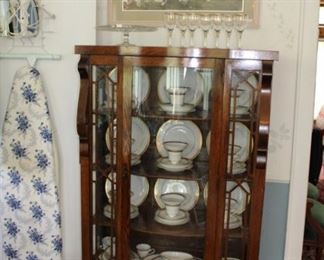 Curio cabinet