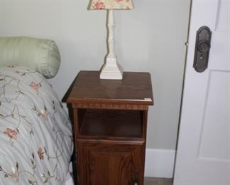 Lamp, small cabinet