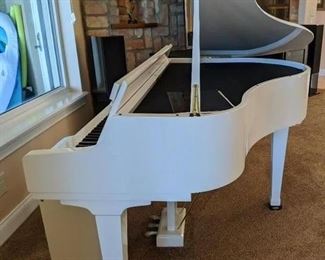 Excellent Condition Bachmann Piano GPS 2000. digital grand piano . $400 or best offer.