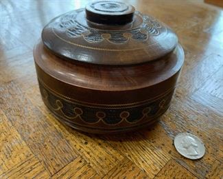HALF OFF!   $10.00 now, was $20.00.....Carved Round Box (Trinket/Carved Box 10)