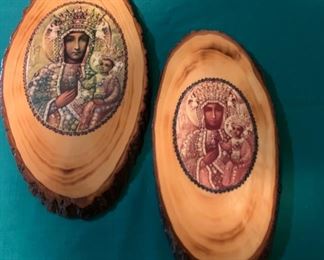CLEARANCE !  $5.00 now, was $20.00.....Set of 2 Vintage Decoupage and Burnt Wood Slice Wall Art, Madonna and Child Plaques.  Sold as a pair..