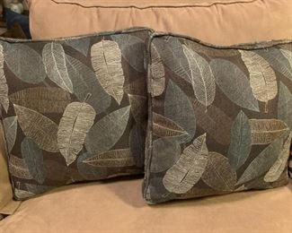 HALF OFF!   $5.00  now, was $10.00.....Pair of Leaf Designed Pillows 