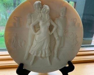 CLEARANCE !   $5.00 now,  was $20.00........."Carmen"Ivory Alabaster Plate by Gino Ruggeri 