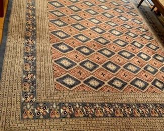 $1,200.00......Very Large beautiful Persian Rug, buttery soft!  12' x 9'1" (RUG 7)