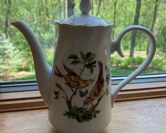 CLEARANCE !   $10.00 now, was $45.00......Woodland Melody Coffee Pot by Georges Briand 