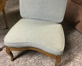 Love this little French Provencal Chair.  2 piece cushion