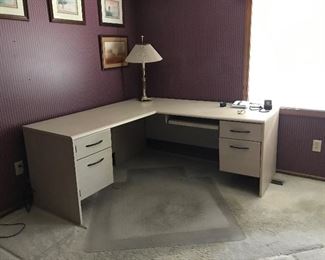 Wonderfu corner shape desk.  Chair Mat