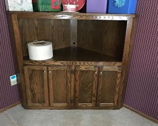 Corner cabinet - oak