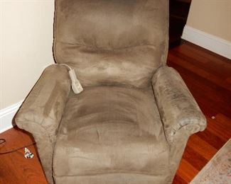 $300    Electric standing lift and recliner (smaller)
