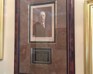 Framed Portrait and signature of William Howard Taft.