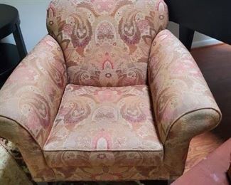 Ethan Allen comfy chair. Some water on arms. Better in person.  & has arm covers that are in good shape.  $125