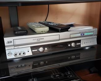 JVC HR-XVC 25U VHS