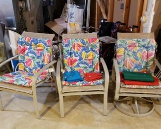 Patio chairs, 4 total, 1 chair and table not pictured