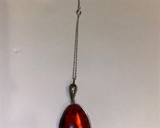 AMBER NECKLACE 