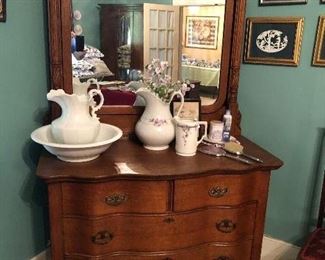 Antique Beveled Tiger oak dresser with mirror $540