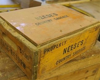 Neese's Sausage Box with Lid