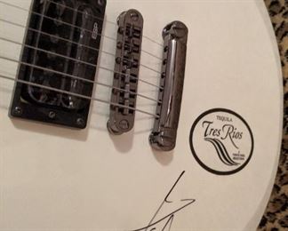 Vince Neal Autographed Guitar(Promotional Item)