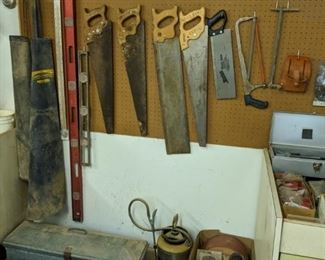 Hand Saws/ Levels