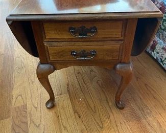 Thomsasville cherry drop leaf  accent table