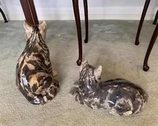 back view of Mike Hinton cats