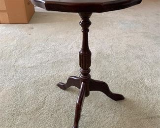 $40 - Petite Mahogany table