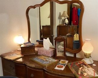 Dresser with Mirror, Assorted Men's Gifts