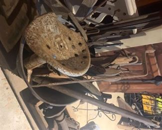 Tractor seat ands other farm type stuff