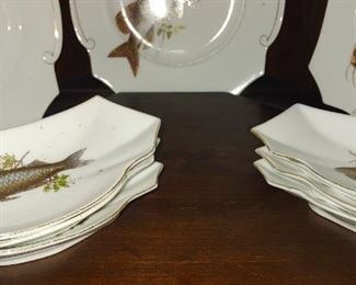 Complete set of fish plates and bone plates to match