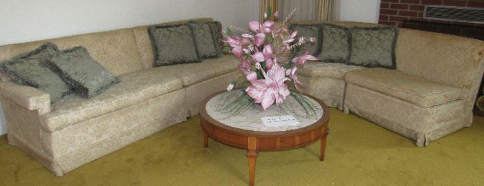 Lot 1 - Vintage L.R Set, Coffee Table w/Flowers. $175.00 Buy Now.