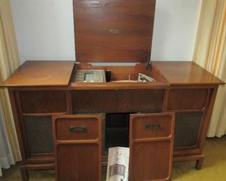 Lot 5 - 1965 Imperial Stereo Console W/Orig Instructions $ 145.00                