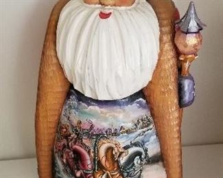 LOT S88 - $35 - HAND-PAINTED RUSSIAN FIGURINE 8 1/2" X 5 1/2"
