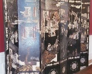 LOT F10- $650 LARGE VINTAGE CHINESE SCREEN . TOTAL OF 8 PANELS APPROXIMATE LENGHT OF 128 " W  X  8' TALL