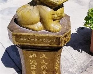 LOT F46 - $195 - FOO DOG TRASH CAN 40" X 19" X 14" (THIS IS HEAVY, POSSIBLY CEMENT OR CONCRETE)
