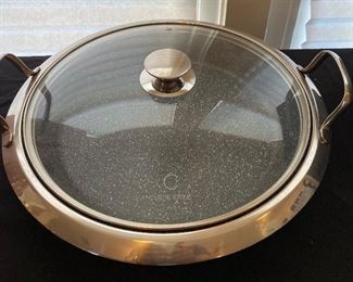 Curtis Stone Oversized Skillet with Glass Lid