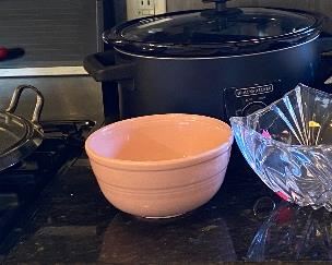 Curtis Stone Oversized Skillet with Glass Lid, Red Large Skillet with Glass Lid, Vintage Pink Bowl, Crystal Bowl, Square Skillet, Black & Decker Crock Pot, Pyrex Cobalt Blue Custard Dishes