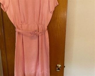 194. Vintage Pink Dress Belted $8