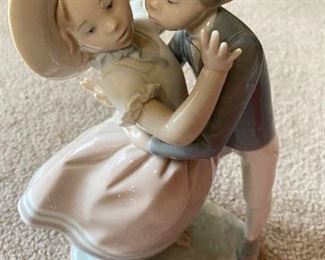 89. Lladro Retired Precocious Love $45