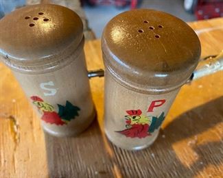327. Vintage Salt Pepper Shakers with Handles..$12