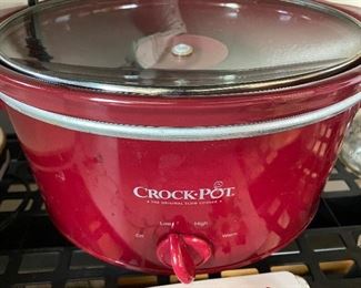 67. Crock Pot Red $10