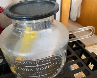 68. Cantamount Glass Corn Popper for Microwave $4