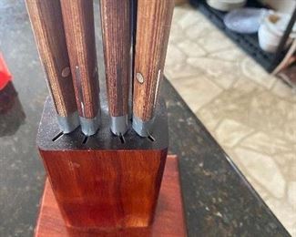 109. Mid century Steak Knives/Holder. Westmorland $6