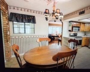 Kitchen table, 6 chairs, curtain