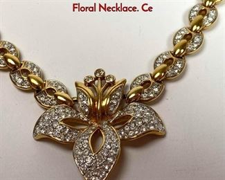 Lot 1020 Vintage SWAROVSKI Crystal Gold Tone Floral Necklace. Ce